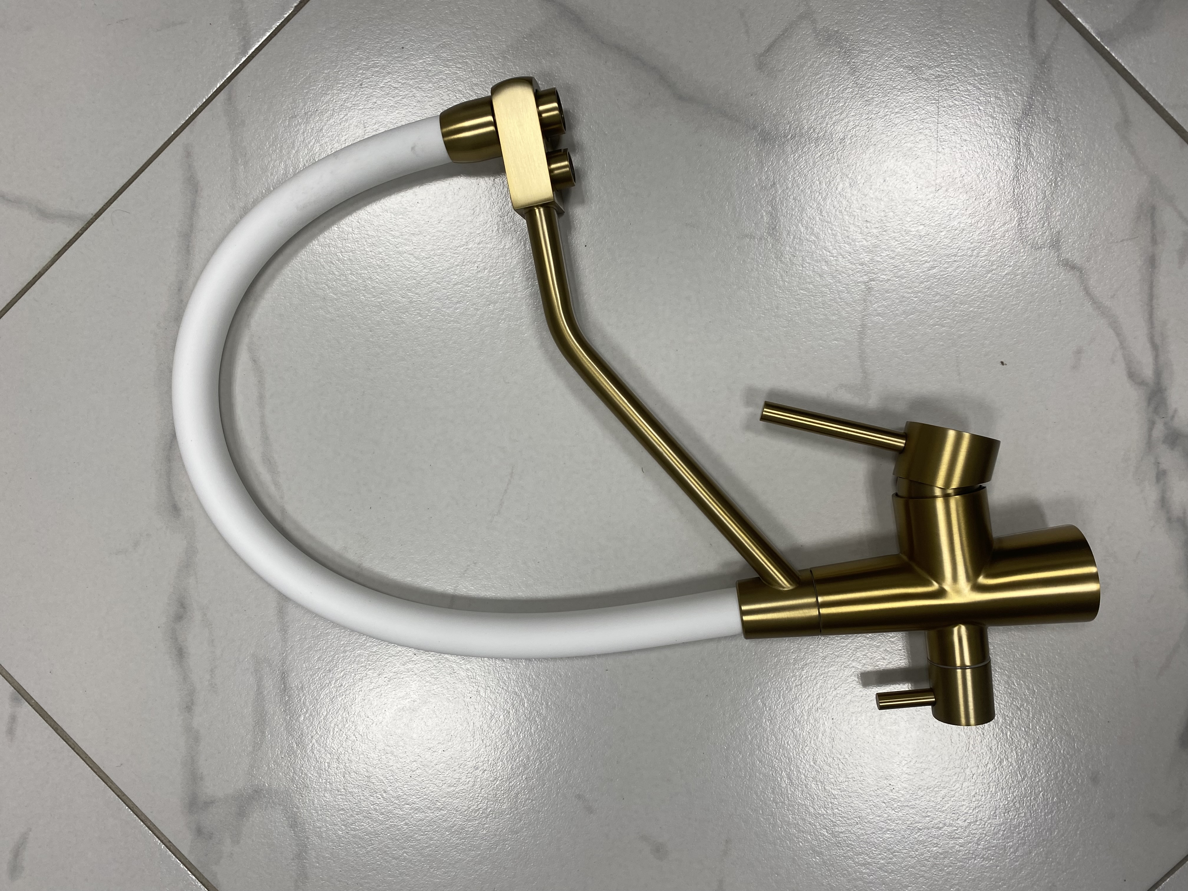 FABIA-Lux   смеситель для кухни FL 2   бронза/бел.шланг + фильтр  