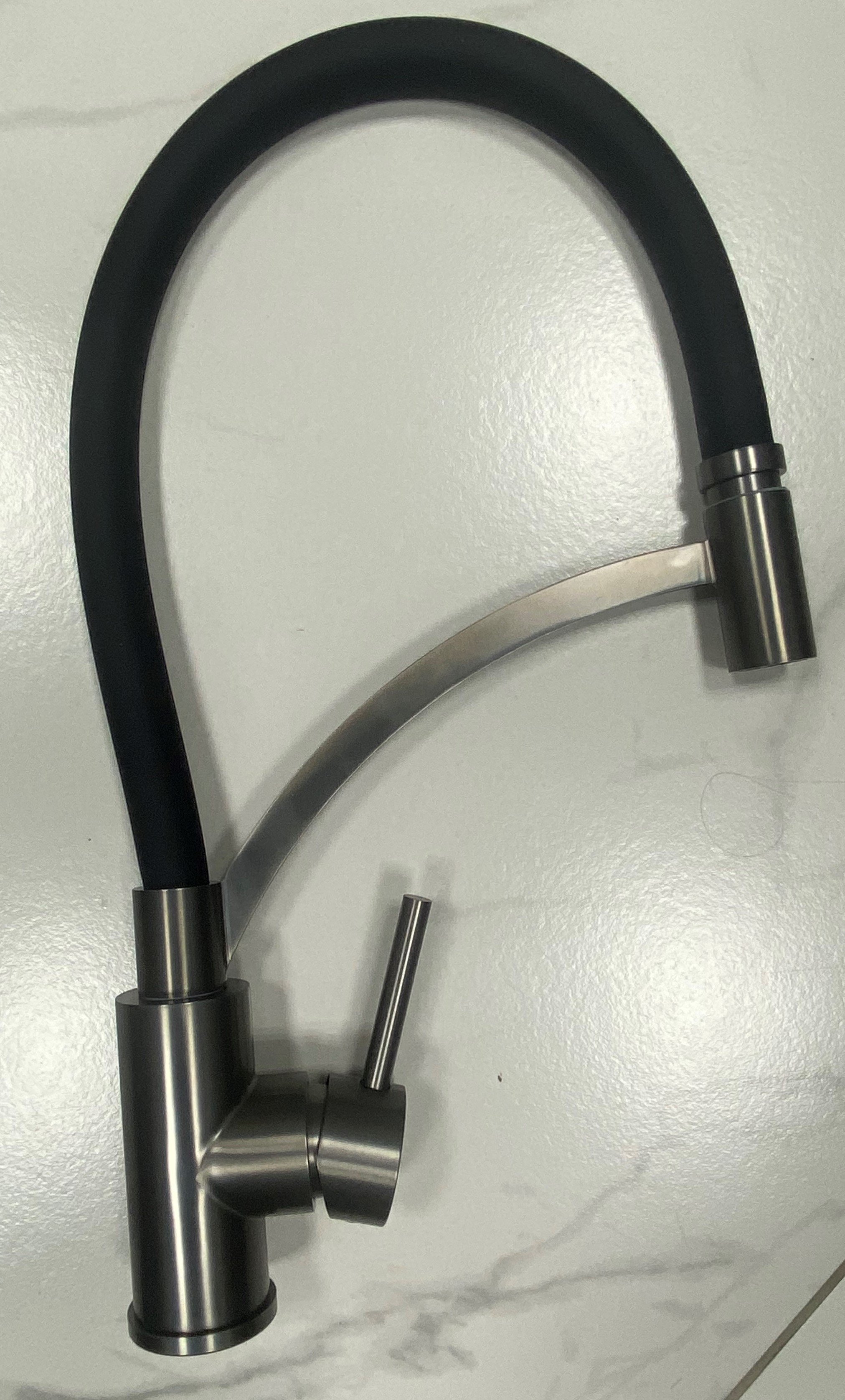 FABIA-Lux   смеситель для кухни FL 8   графит/черн.шланг   