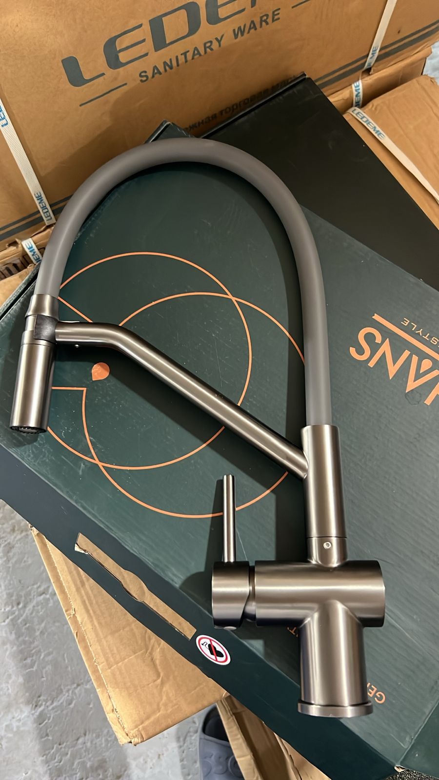 LEDEME смеситель д\кухни  K 14292D-12  оружейная сталь   /8 * _